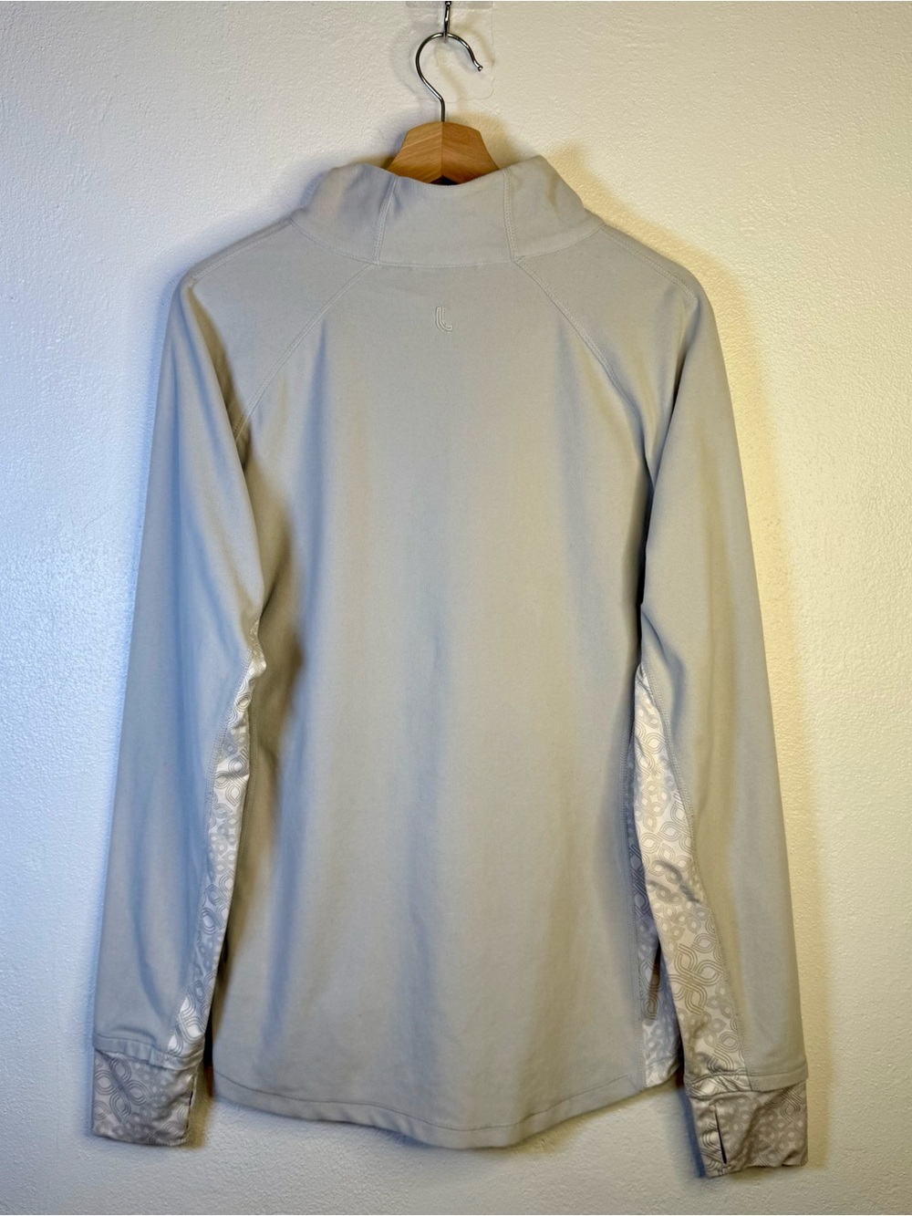 Lole Women’s Light Gray Quarter-Zip Pullover Top Size XL - Picture 12 of 16
